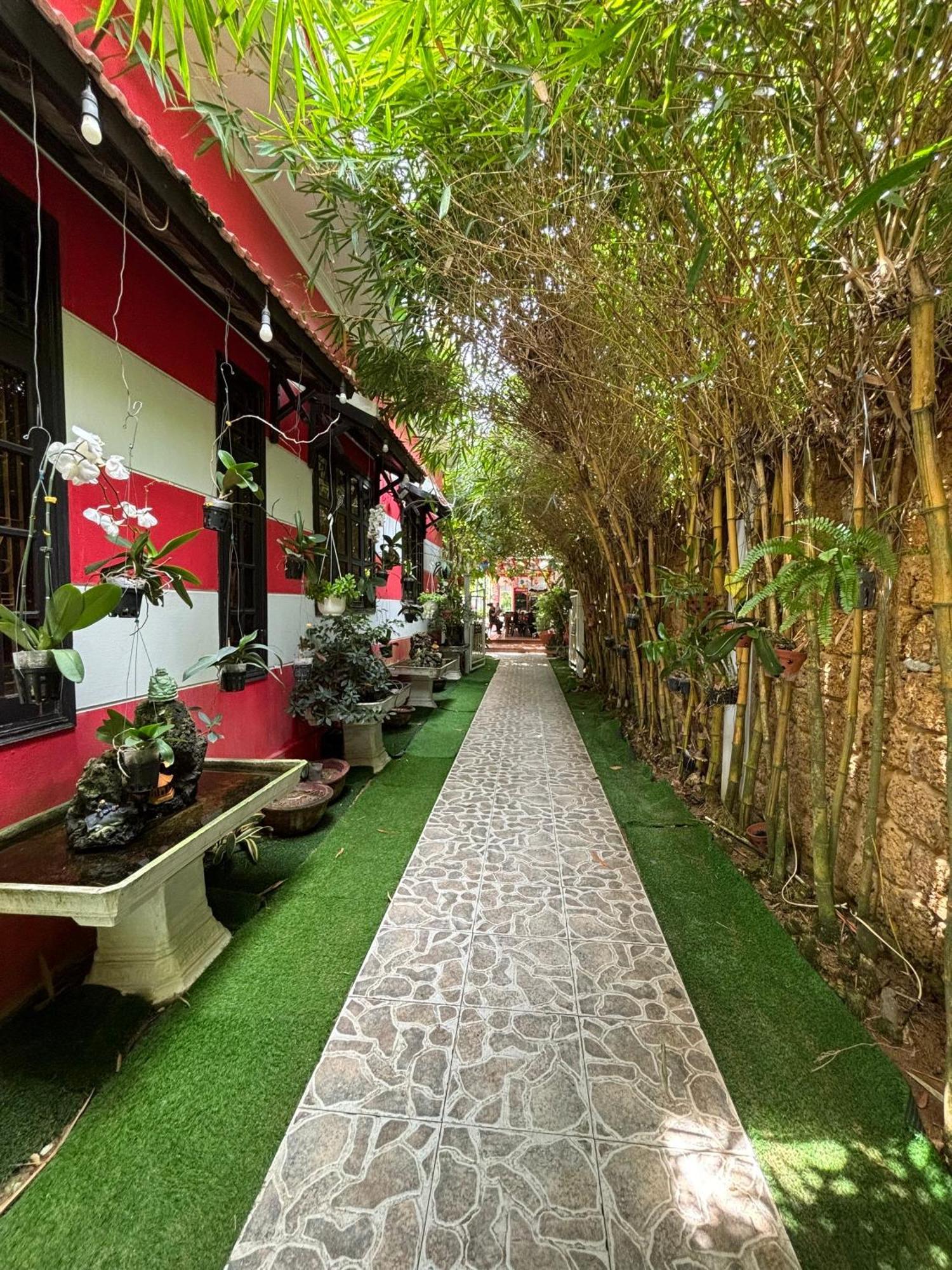 Red House Homestay - Villa Hoi An Exterior photo